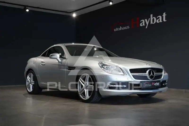 2011 Mercedes Benz SLK 200