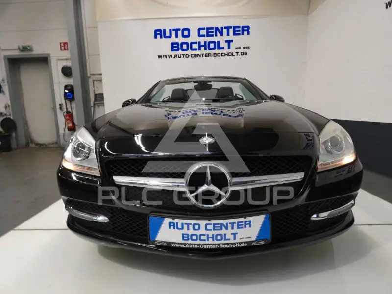 2011 Mercedes Benz SLK 200