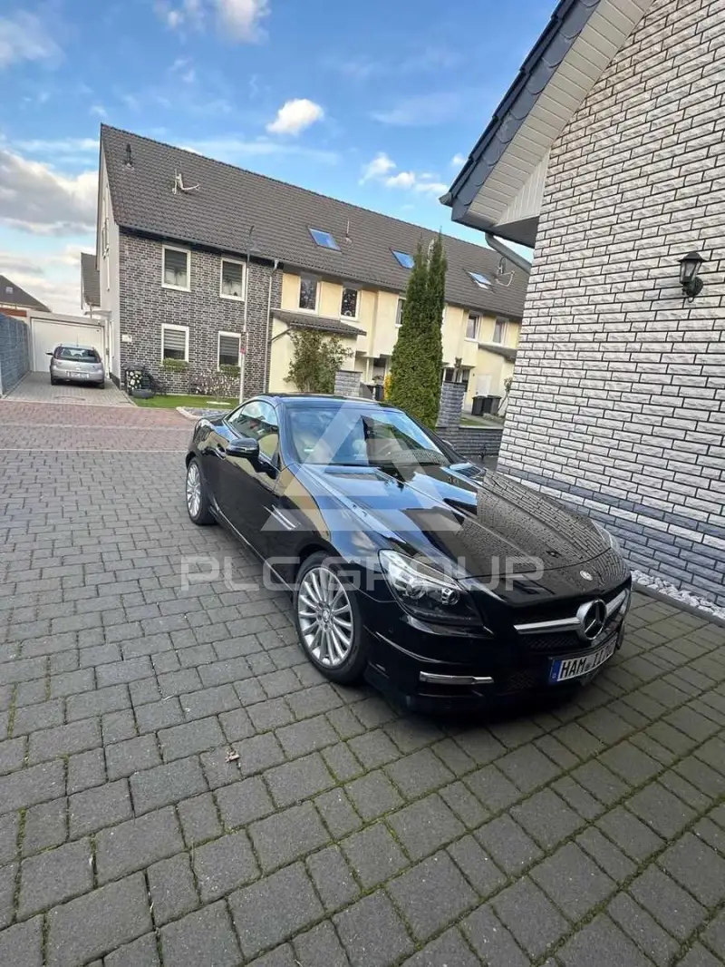 2011 Mercedes Benz SLK 200
