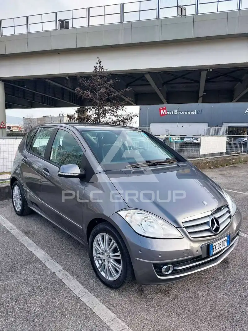 2011 Mercedes Benz A 180