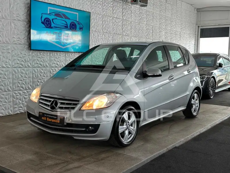 2011 Mercedes Benz A 180