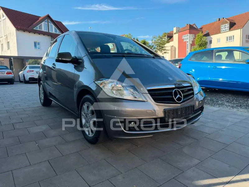 2011 Mercedes Benz A 180