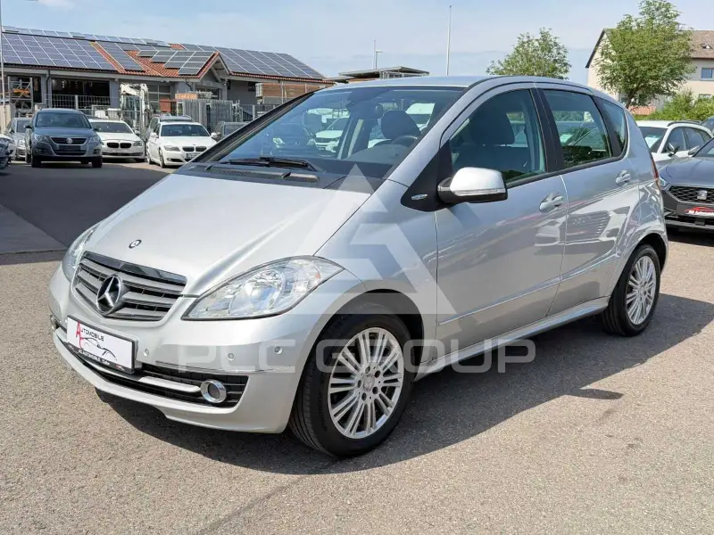 2011 Mercedes Benz A 180
