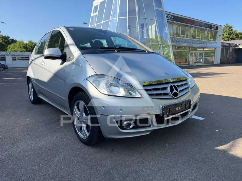 2011 Mercedes Benz A 180