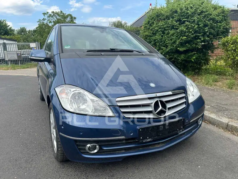 2011 Mercedes Benz A 180