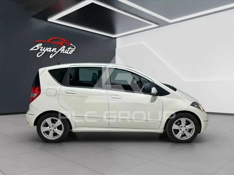 2011 Mercedes Benz A 180