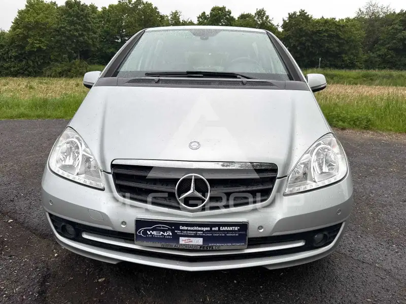 2011 Mercedes Benz A 180