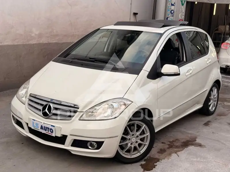 2011 Mercedes Benz A 180