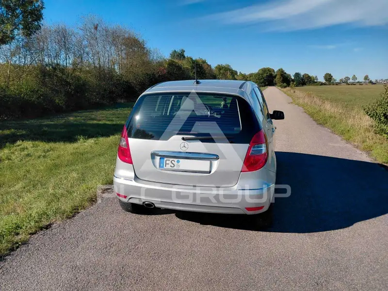 2011 Mercedes Benz A 180