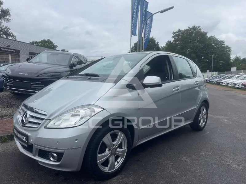 2011 Mercedes Benz A 180