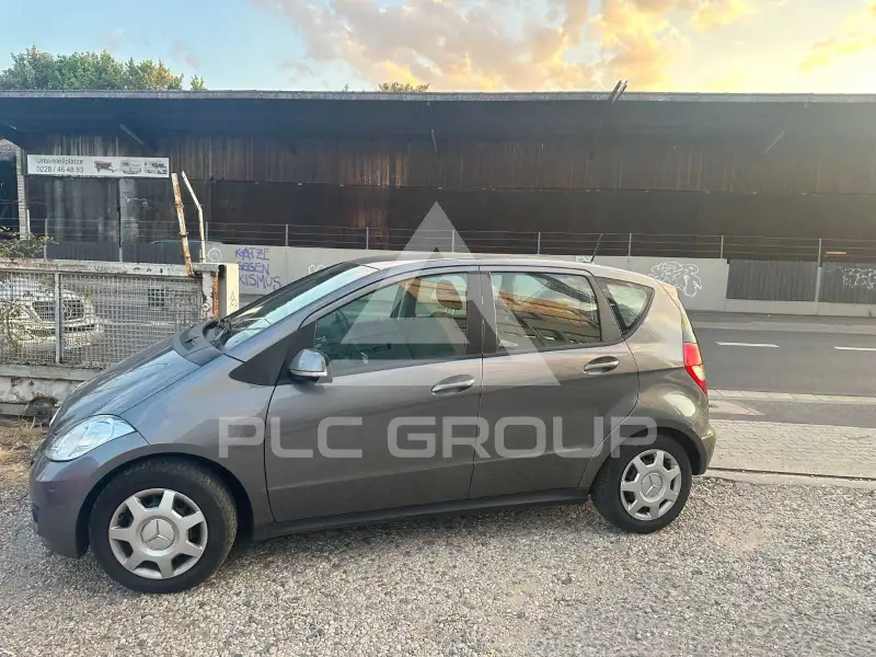 2011 Mercedes Benz A 180