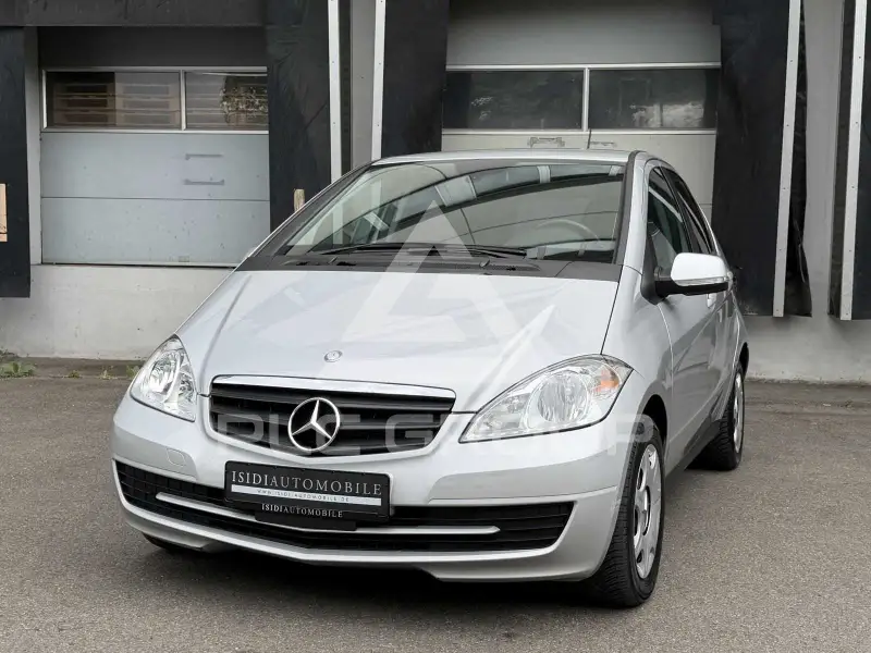 2011 Mercedes Benz A 180