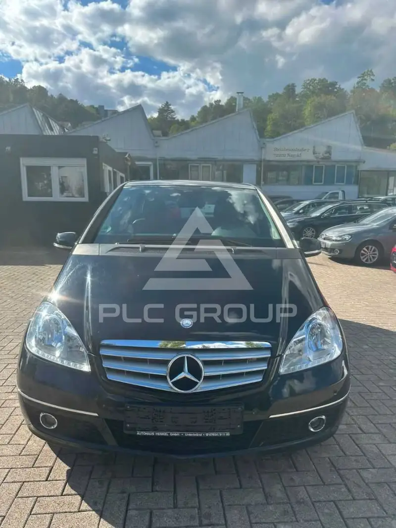 2011 Mercedes Benz A 180