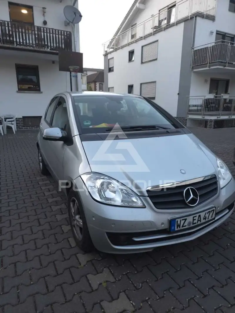 2011 Mercedes Benz A 180