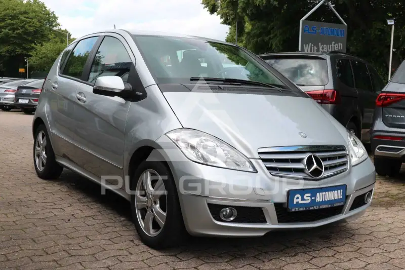 2011 Mercedes Benz A 180