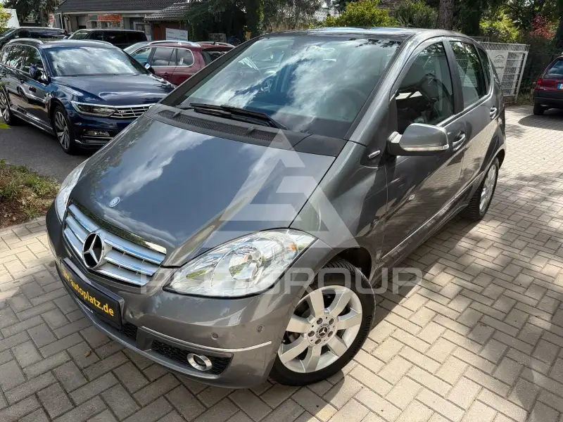 2011 Mercedes Benz A 180