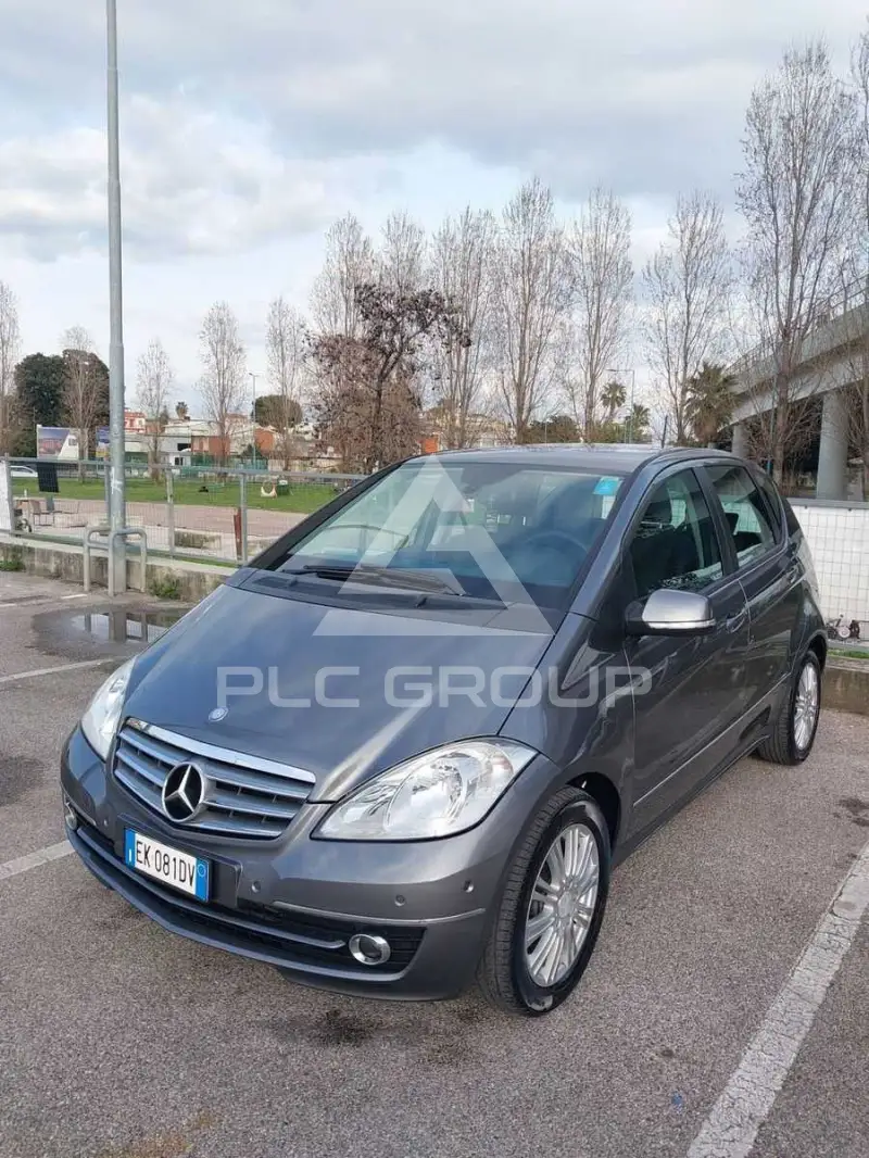 2011 Mercedes Benz A 180