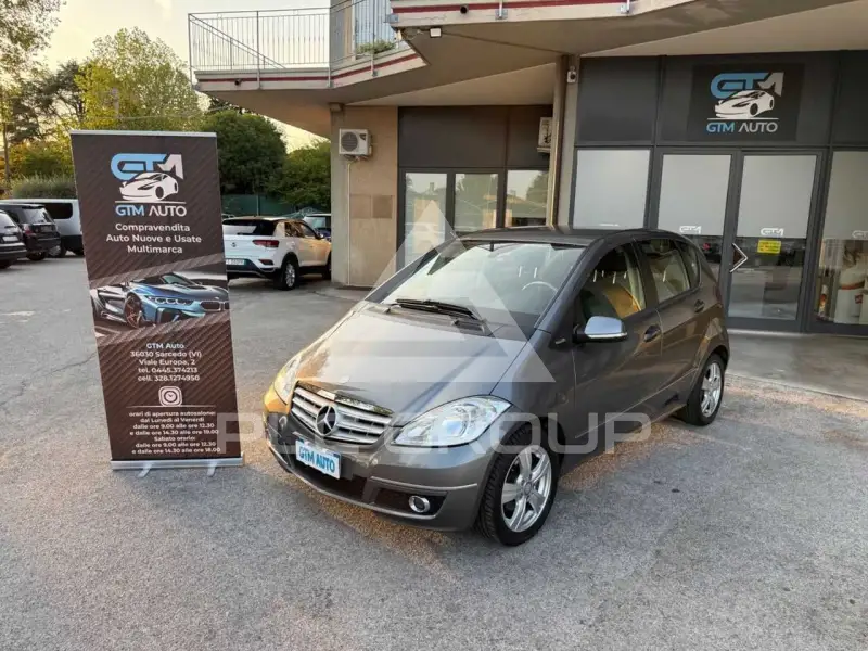 2011 Mercedes Benz A 180