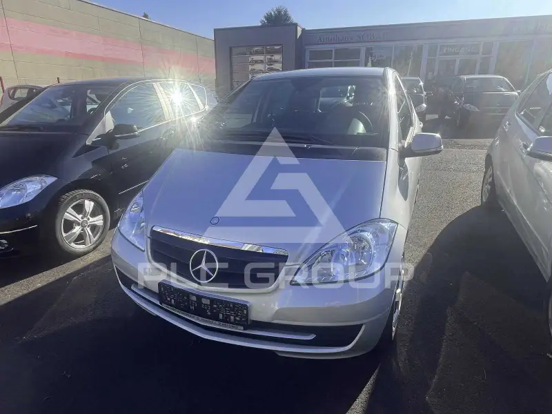 2011 Mercedes Benz A 180