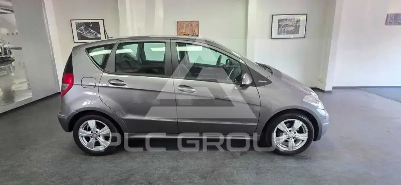 2011 Mercedes Benz A 180