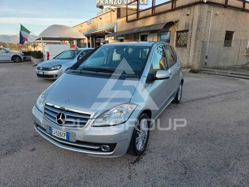 2011 Mercedes Benz A 180