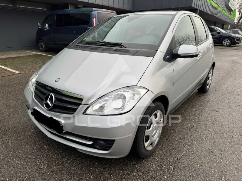 2011 Mercedes Benz A 180