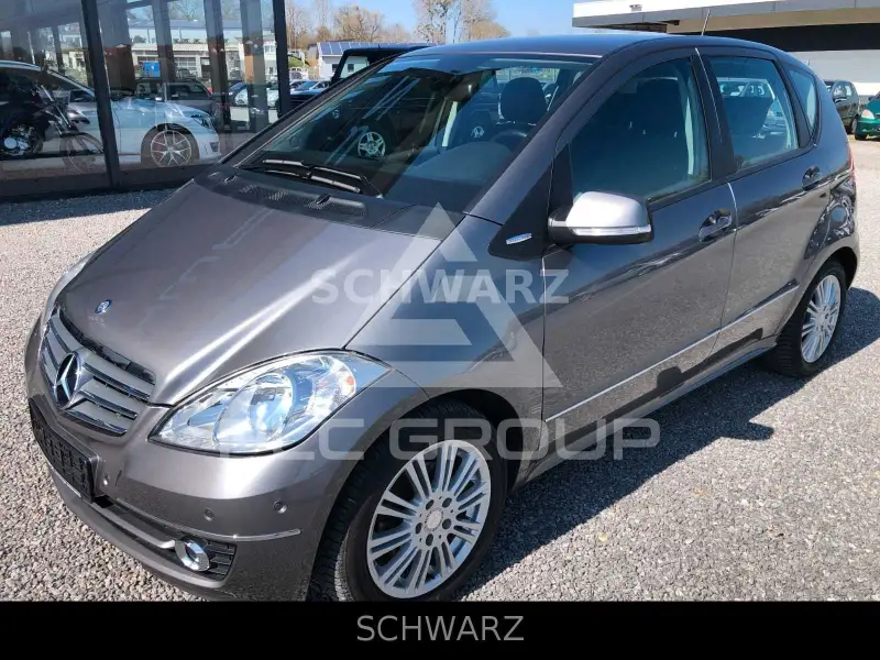 2011 Mercedes Benz A 180