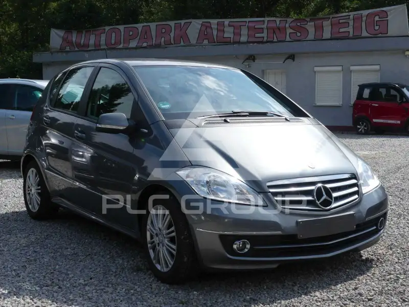 2011 Mercedes Benz A 180