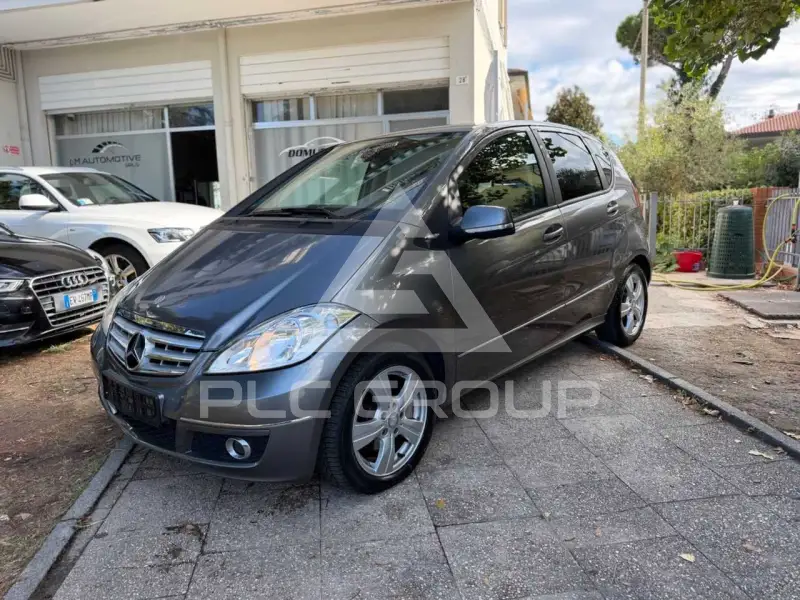 2011 Mercedes Benz A 180