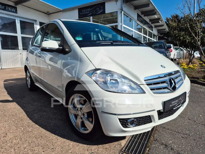 2011 Mercedes Benz A 180