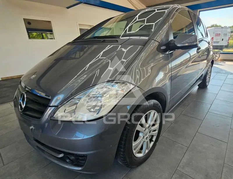 2011 Mercedes Benz A 180