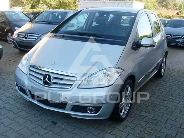 2011 Mercedes Benz A 180