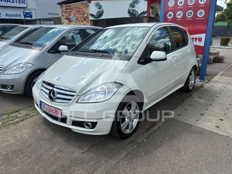 2011 Mercedes Benz A 180
