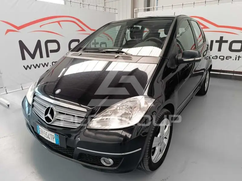 2011 Mercedes Benz A 180