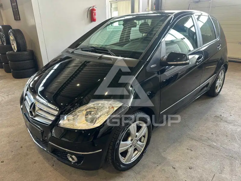 2011 Mercedes Benz A 180