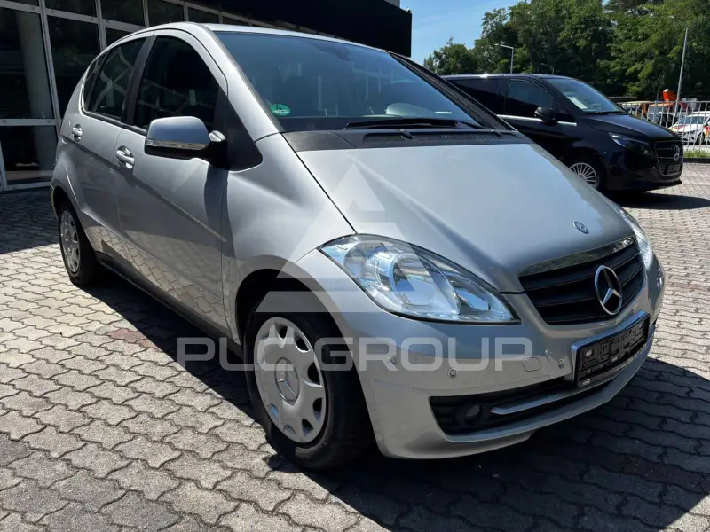 2011 Mercedes Benz A 180