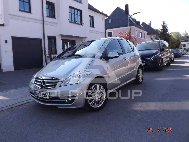 2011 Mercedes Benz A 180