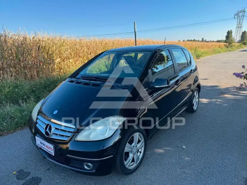 2011 Mercedes Benz A 180