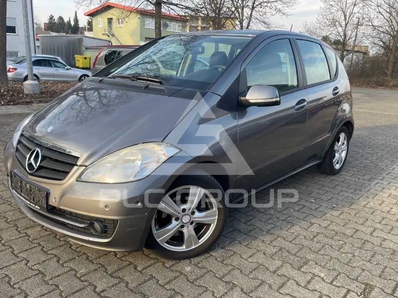 2011 Mercedes Benz A 180