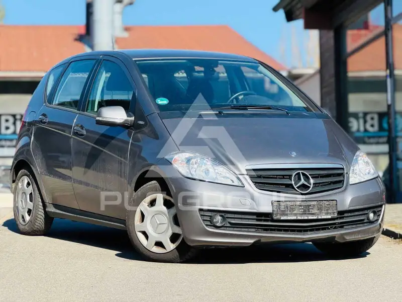2011 Mercedes Benz A 180