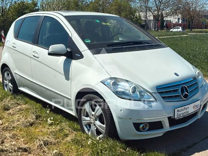 2011 Mercedes Benz A 200