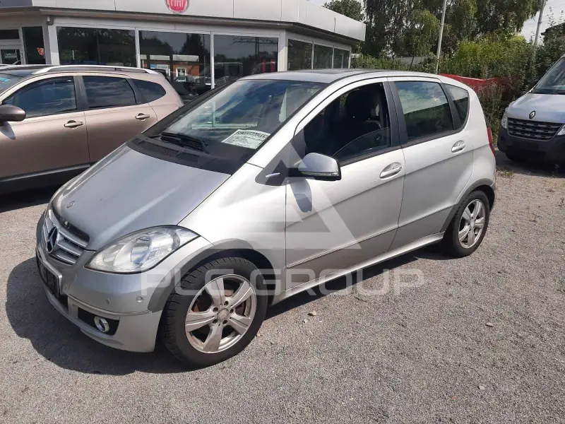 2011 Mercedes Benz A 200
