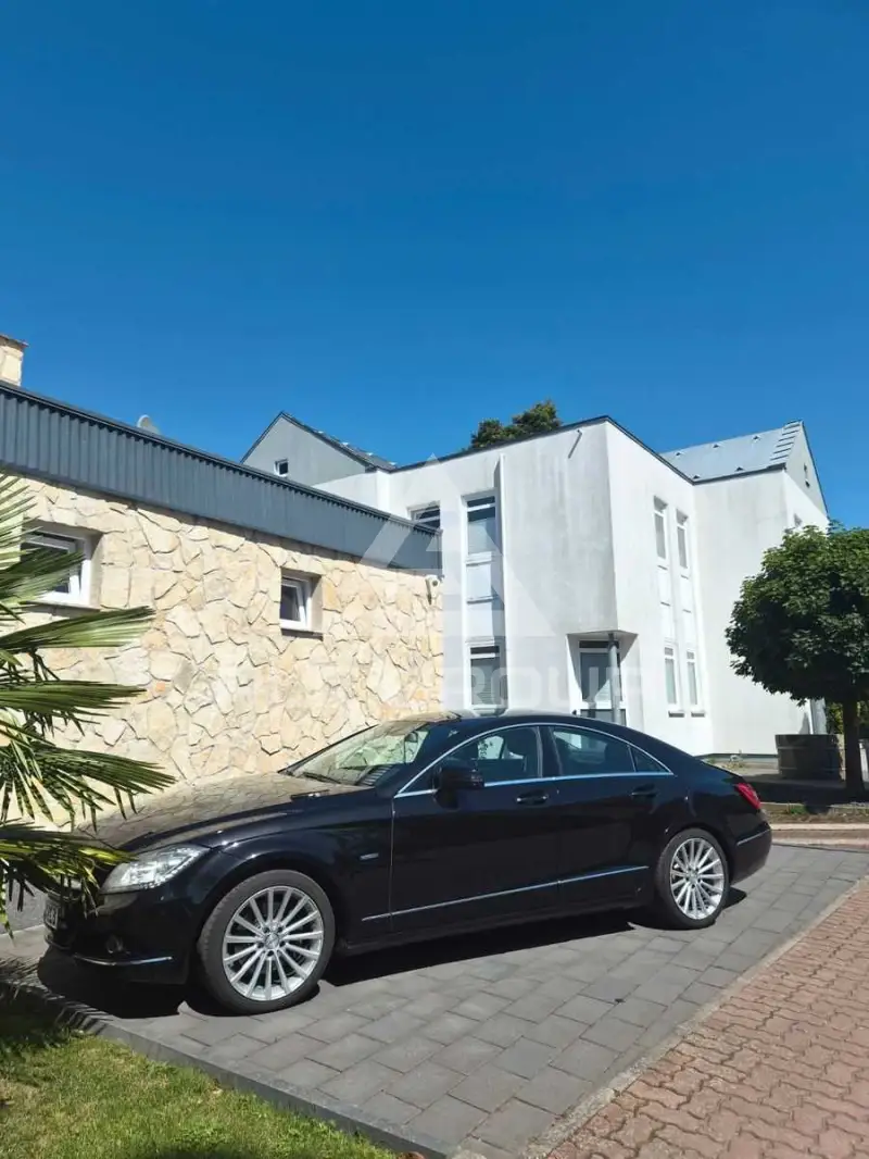 2011 Mercedes Benz CLS 350