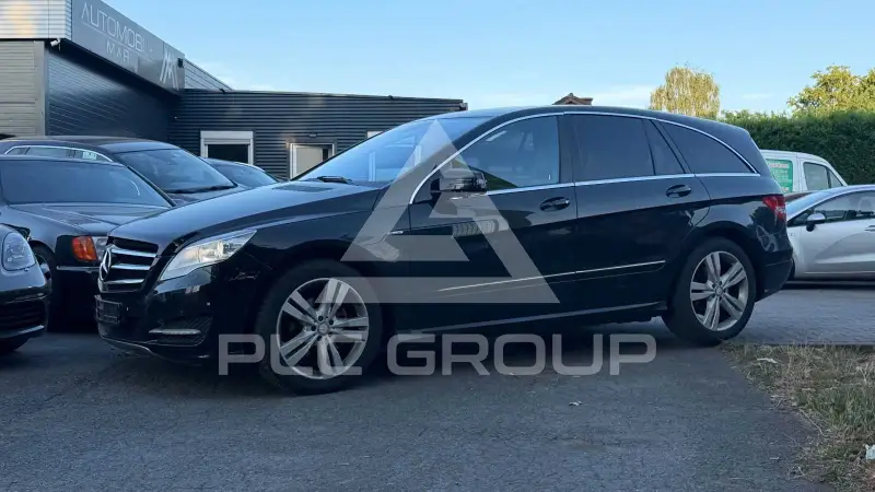 2011 Mercedes Benz R 300