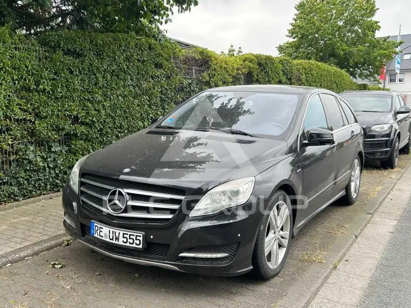 2011 Mercedes Benz R 300
