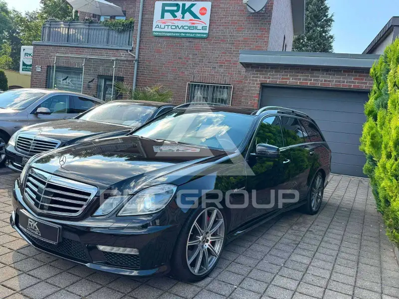 2011 Mercedes Benz E 63 AMG