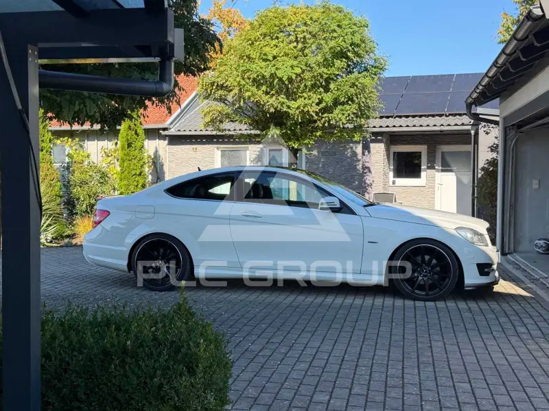 2011 Mercedes Benz C 250