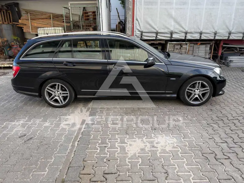 2011 Mercedes Benz C 250