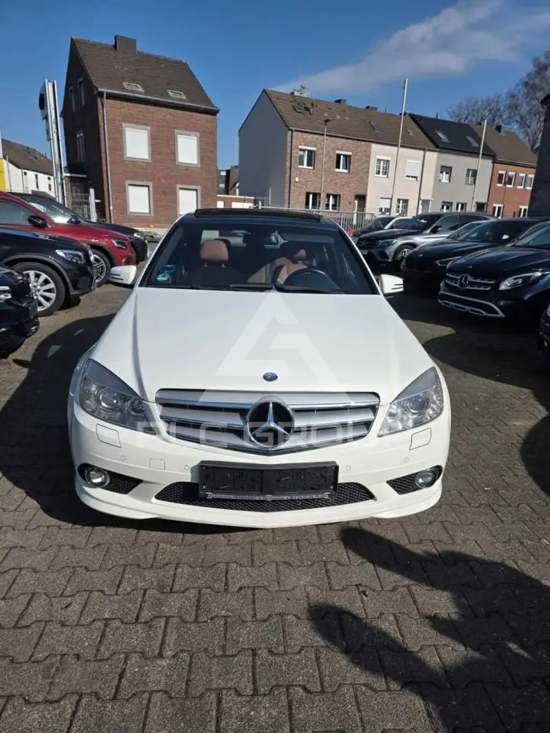 2011 Mercedes Benz C 250