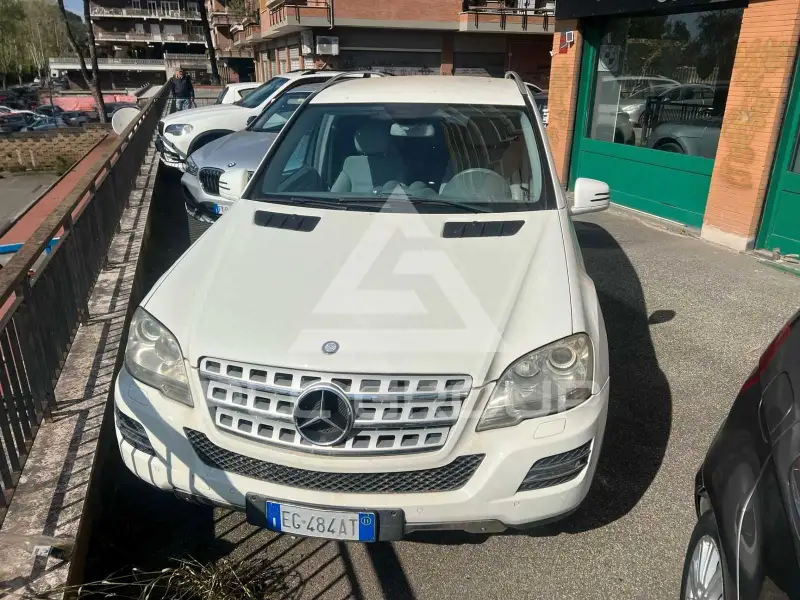 2011 Mercedes Benz ML 350